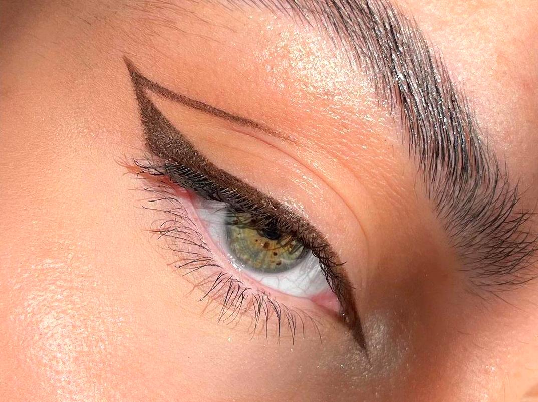 Grasping Shaded Eyeliner: Styles and Techniques for Your Ideal Appearance