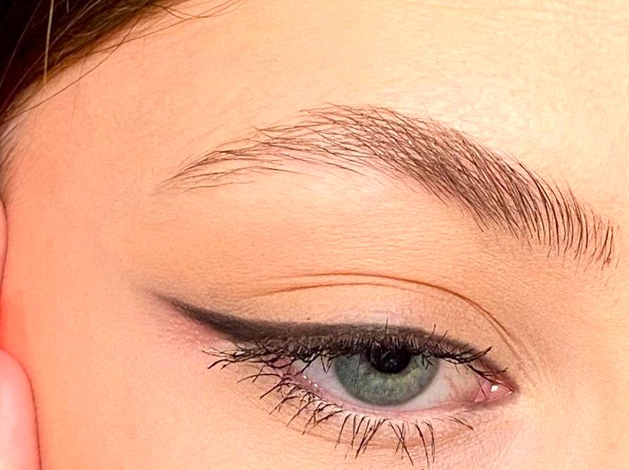 Comprehending Shaded Eyeliner: Approaches and Styles for the Perfect Look